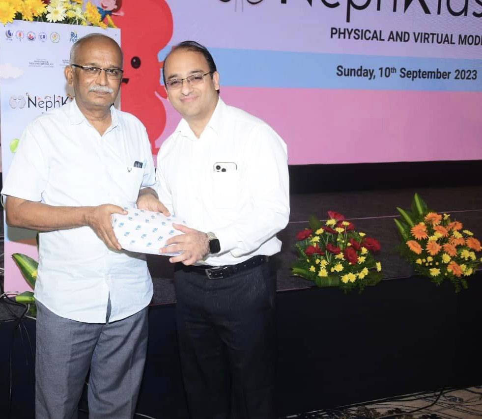 An honour to be part of ‘Nephkids 2023’- Chennai last weekend organised by Team-Apollo Children’s Chennai! It’s always an honour to be part of the team and Dr M Vijayakumar Medal Exam (a mentor whom we all loved dearly) and Dr Nammalwar Oration. A meeting I always look forward to! Also amazed to see active participation by postgraduates of Chennai & JIPMER Pondicherry.